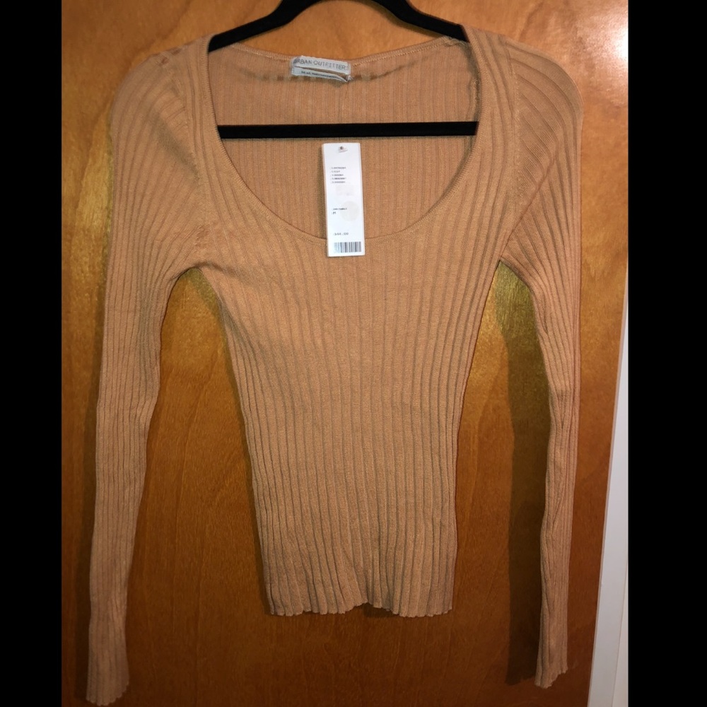 Urban outfitters long sleeved sweater